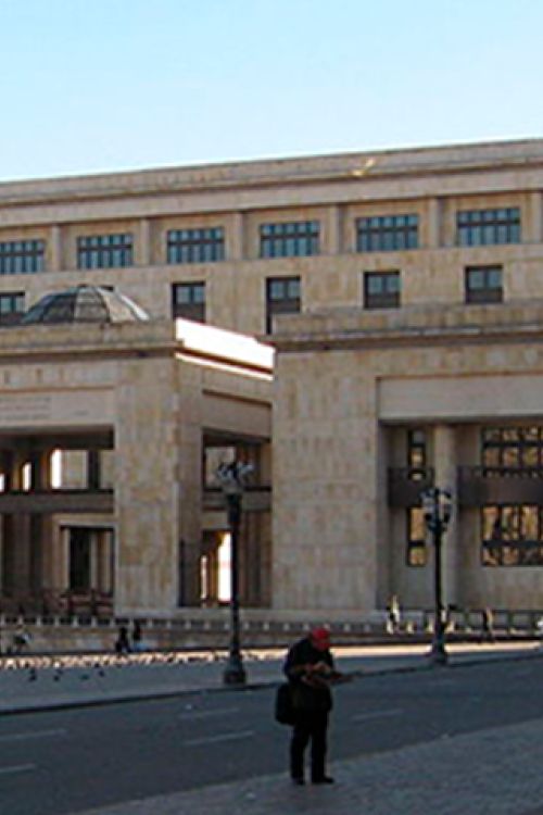 Palacio de Justicia Dominio publico
