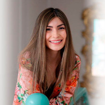 1653 - Historias - Manuela Domínguez