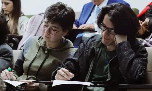 Formación con respaldo histórico y profesorado altamente calificado